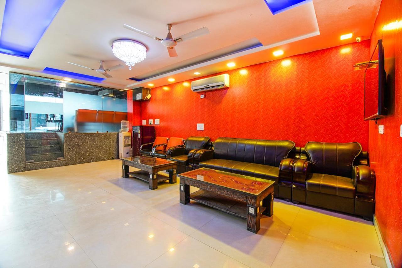 Fabexpress Tp Suite Near Igi Airport New Delhi Ngoại thất bức ảnh