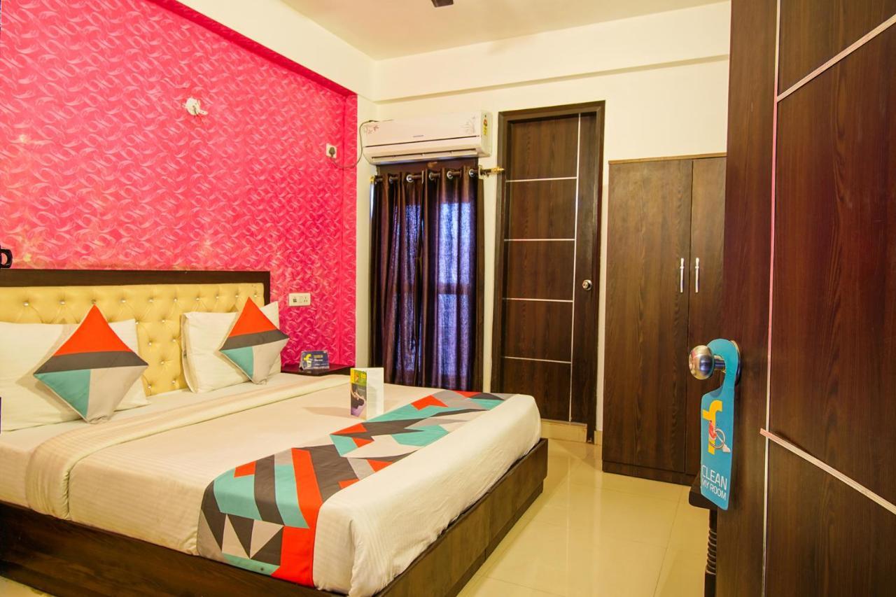 Fabexpress Tp Suite Near Igi Airport New Delhi Ngoại thất bức ảnh