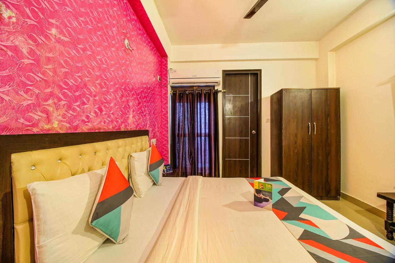 Fabexpress Tp Suite Near Igi Airport New Delhi Ngoại thất bức ảnh